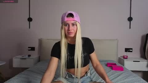 ASK ME  online show from 05-20-26, 08:09