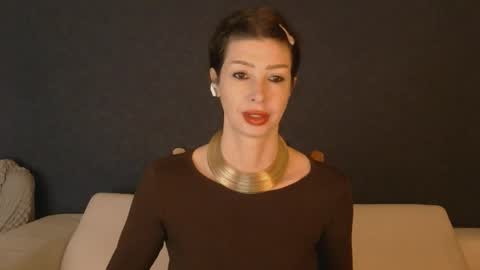 White Queen online show from 09-21-25, 07:10