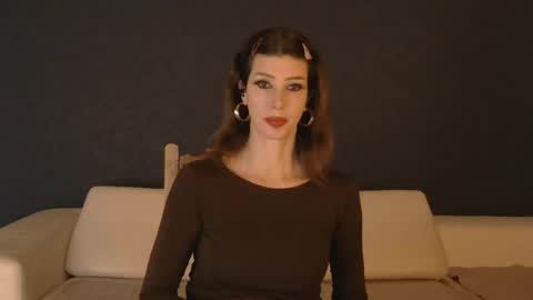 White Queen online show from 10-16-25, 11:55