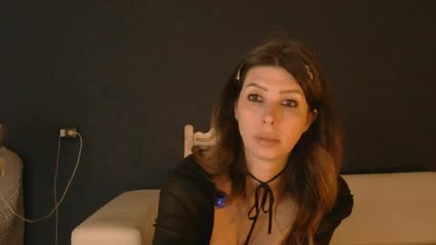 Snapshot of whitequeen888 chatting on 05-17-26, 06:04 White Queen online show from 05-17-26, 06:04