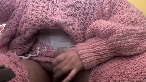 whitesweater online show from 12-02-24, 09:56