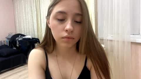 Vicky online show from 04-14-26, 09:10