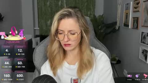 whitneypunnch online show from 03-06-26, 03:08