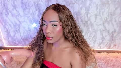 Snapshot of whitneyyfox chatting on 03-02-25, 10:48 whitneyyfox online show from 03-02-25, 10:48