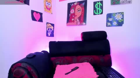 Snapshot of whiz_masha chatting on 05-16-26, 03:11 TAMMY online show from 05-16-26, 03:11
