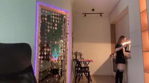 Alisa online show from 02-05-25, 07:07