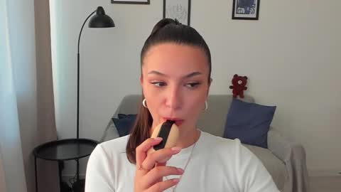 whoislulu online show from 09-09-25, 03:11