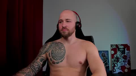 Snapshot of why_you_so_serious chatting on 12-03-24, 05:23 VI online show from 12-03-24, 05:23