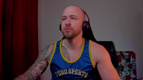 Snapshot of why_you_so_serious chatting on 01-19-25, 06:32 VI online show from 01-19-25, 06:32