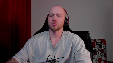 Snapshot of why_you_so_serious chatting on 01-30-25, 09:36 VI online show from 01-30-25, 09:36