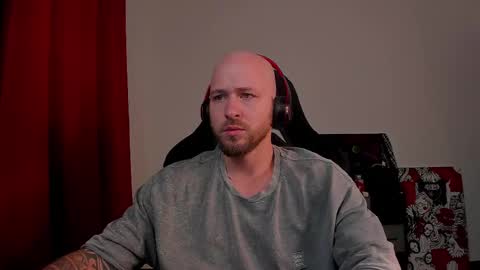 Snapshot of why_you_so_serious chatting on 03-08-25, 07:42 VI online show from 03-08-25, 07:42