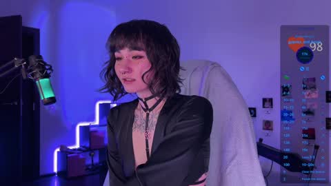 iggy iggz online show from 12-31-24, 11:17