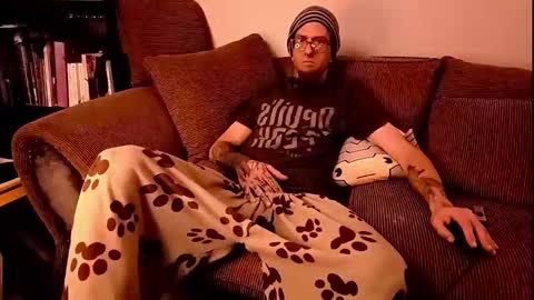 Snapshot of wickedknots chatting on 10-23-25, 02:55 WickedKnots online show from 10-23-25, 02:55