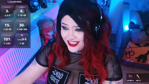 Laura  online show from 02-26-25, 04:36