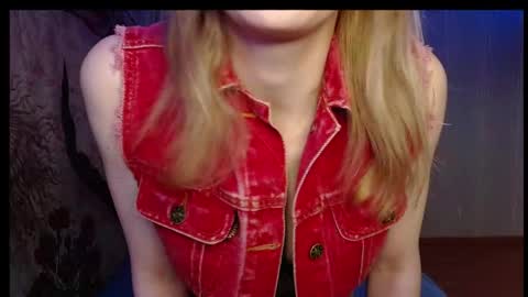 Victoria online show from 11-23-25, 06:19