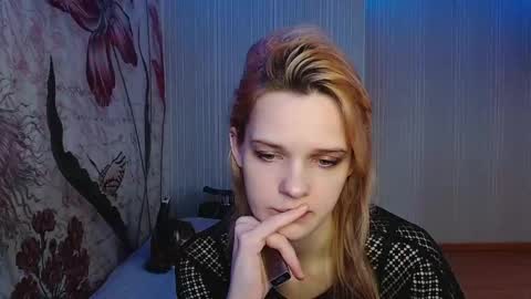 Victoria online show from 03-10-26, 07:13