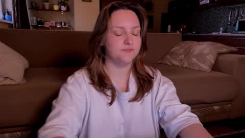 Snapshot of wievin chatting on 12-01-25, 12:10 VI online show from 12-01-25, 12:10