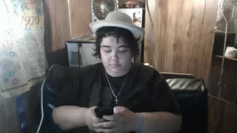 Snapshot of wigper chatting on 04-18-26, 11:16 wigper online show from 04-18-26, 11:16