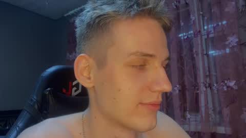 Snapshot of wiiinkyyy chatting on 12-05-25, 06:26 wiiinkyyy online show from 12-05-25, 06:26