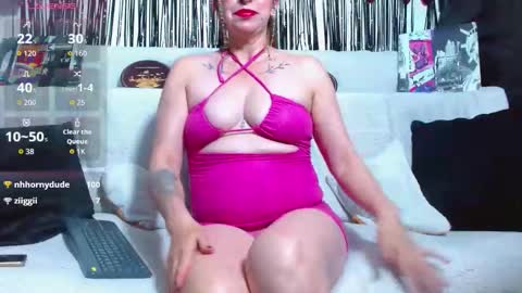 Snapshot of wiktoriabrown69 chatting on 04-02-26, 11:13 VICTORIA online show from 04-02-26, 11:13