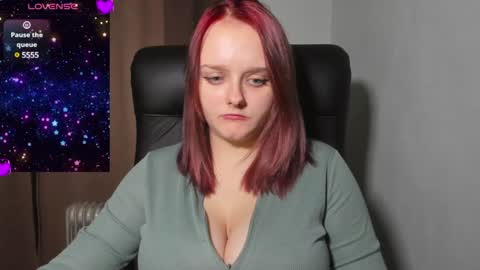 Snapshot of wild_angel666 chatting on 12-26-24, 05:51 Diana online show from 12-26-24, 05:51