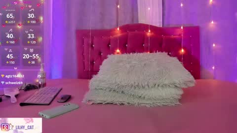 Lily  online show from 02-07-25, 10:41