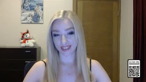 Alina online show from 12-15-25, 01:37