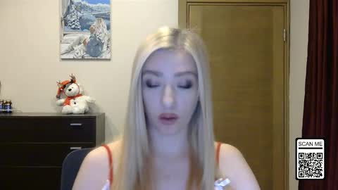 Alina online show from 12-19-25, 04:25