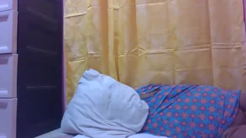 wildchilly_pearl19 online show from 04-29-26, 12:42