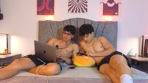 Snapshot of wilddesiree_ chatting on 02-26-26, 03:16 WildDesire online show from 02-26-26, 03:16