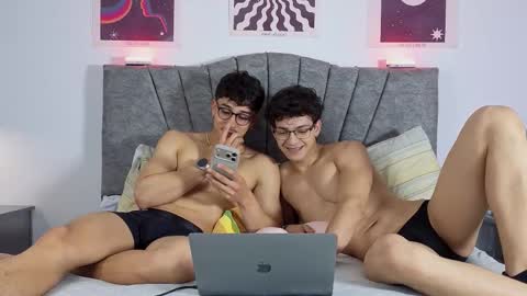 Snapshot of wilddesiree_ chatting on 03-07-26, 03:36 WildDesire online show from 03-07-26, 03:36