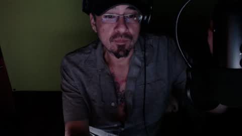 Snapshot of wildealexyz chatting on 12-10-24, 03:52 WildeAlex online show from 12-10-24, 03:52