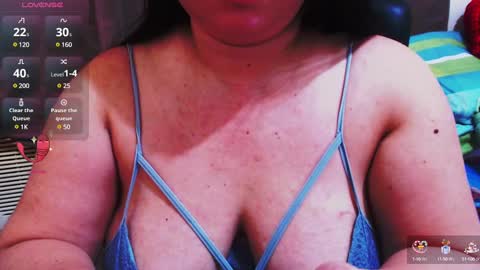 Snapshot of wildhotasianx chatting on 12-27-24, 06:35 wildhotasianx online show from 12-27-24, 06:35