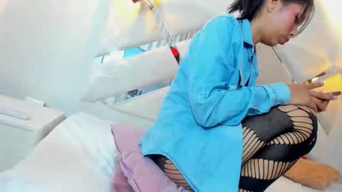 Kitty online show from 02-15-26, 08:24