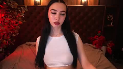 Alena online show from 11-18-25, 06:40