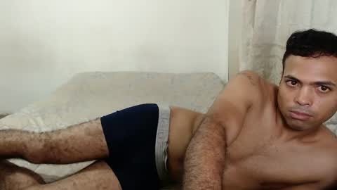 Snapshot of wildloverstv chatting on 09-19-25, 12:12 wildloverstv online show from 09-19-25, 12:12