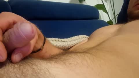 Snapshot of wildmike93 chatting on 10-04-25, 01:58 wildmike93 online show from 10-04-25, 01:58