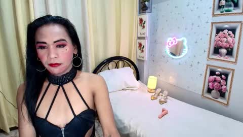 Snapshot of wildnika chatting on 09-29-25, 01:00 wildnika online show from 09-29-25, 01:00