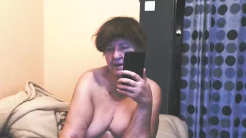 Snapshot of wildredcat chatting on 11-03-25, 11:11 WildRedCat online show from 11-03-25, 11:11