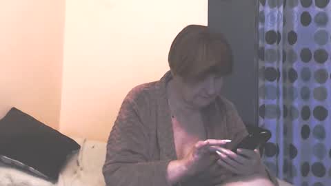 Snapshot of wildredcat chatting on 11-21-25, 10:36 WildRedCat online show from 11-21-25, 10:36