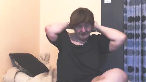 WildRedCat online show from 01-08-26, 11:45