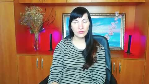 Rosalinda online show from 04-27-26, 06:11