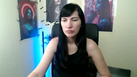Snapshot of wildsoul8 chatting on 05-02-26, 06:18 Rosalinda online show from 05-02-26, 06:18
