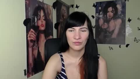 Snapshot of wildsoul8 chatting on 05-05-26, 05:21 Rosalinda online show from 05-05-26, 05:21