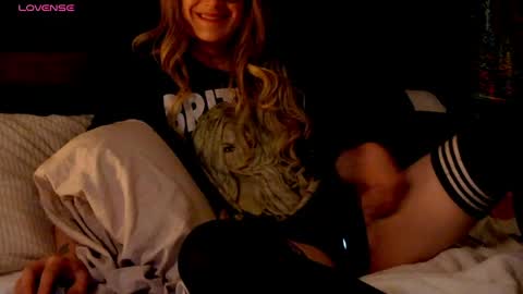 Snapshot of willa_maexo chatting on 04-29-26, 03:32 Willa Mae online show from 04-29-26, 03:32