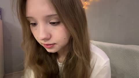 Olivia online show from 04-25-26, 05:21