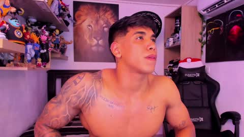 Snapshot of william_dracko9 chatting on 12-19-24, 06:12 Dracko online show from 12-19-24, 06:12