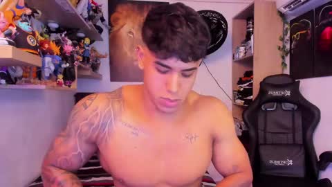 Snapshot of william_dracko9 chatting on 02-10-25, 04:19 Dracko online show from 02-10-25, 04:19