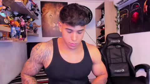 Snapshot of william_dracko9 chatting on 02-24-25, 02:19 Dracko online show from 02-24-25, 02:19