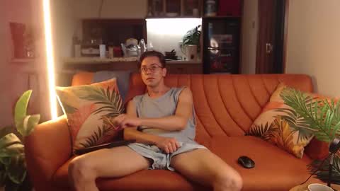 William online show from 03-21-26, 01:37